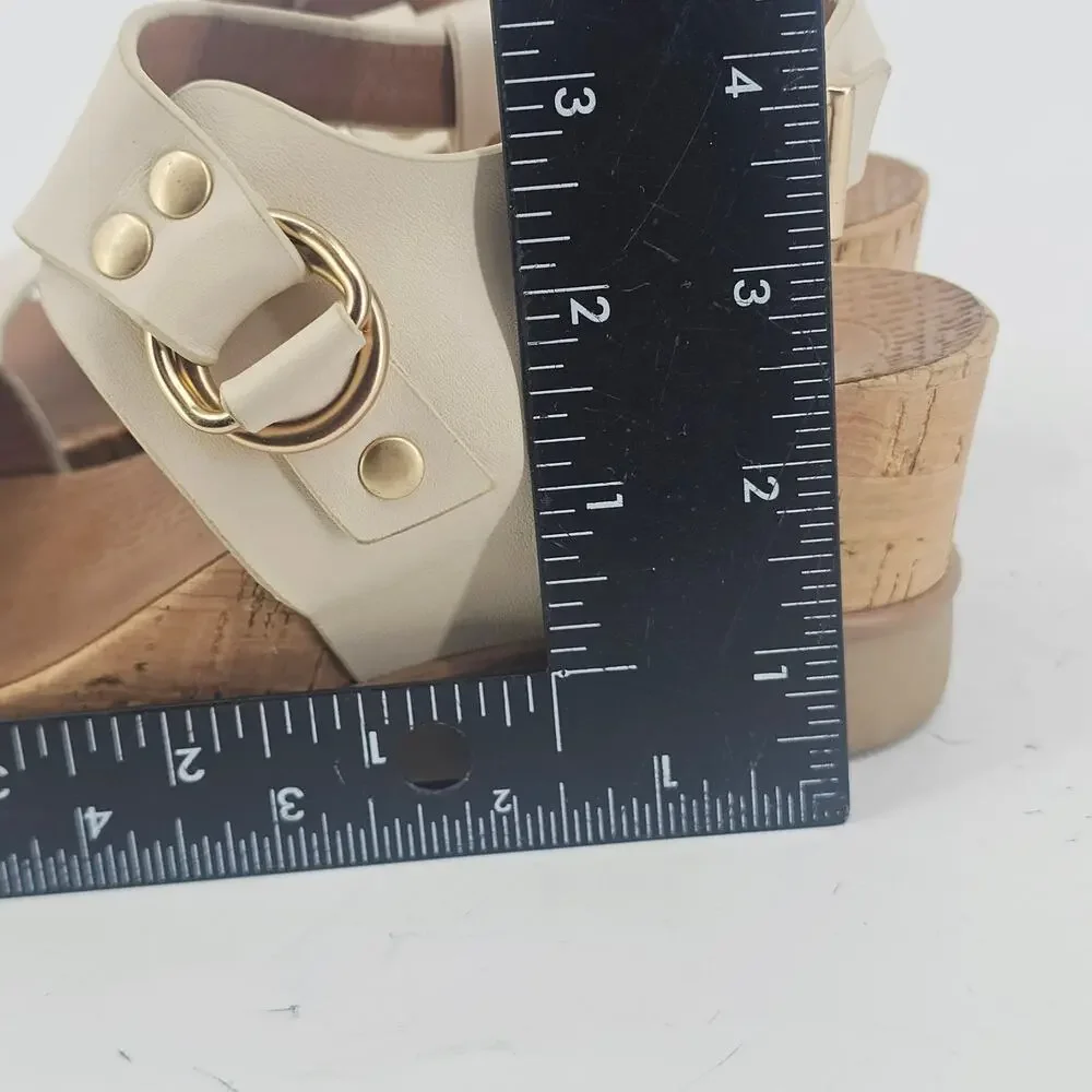 Baretraps Posture Landrey white Leather wedge sandal Tow Loop 6.5 Boho Bohemian